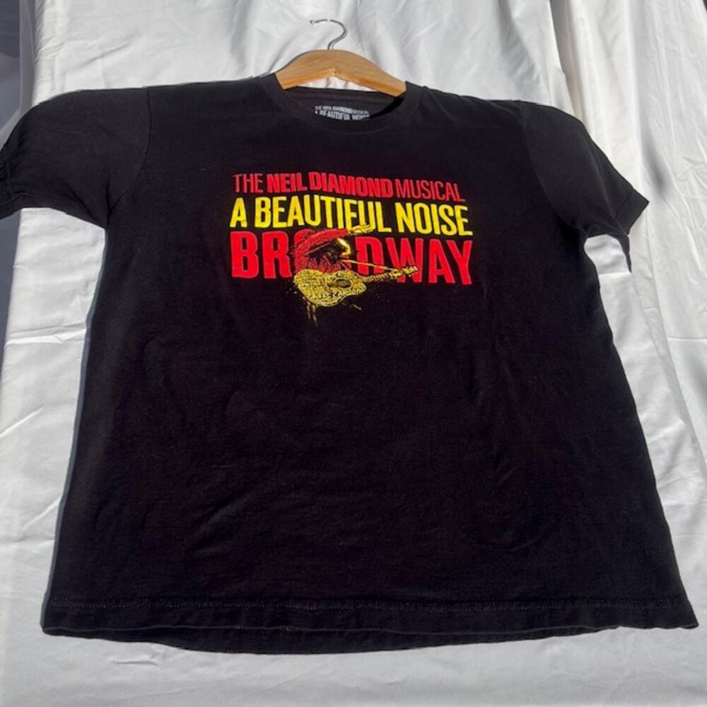 Pre-owned Neil Diamond Musical A Beautiful Noise Broadway T-Shirt - Adult Size M - Picture 3 of 10